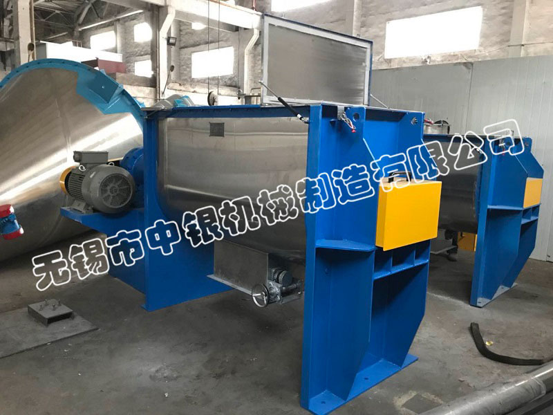 無錫中銀一臺1000L、一臺1300L螺帶混合機成功發(fā)往也門