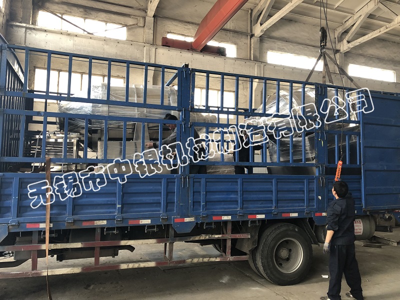 無錫中銀2000L二維混合機成功發往美國